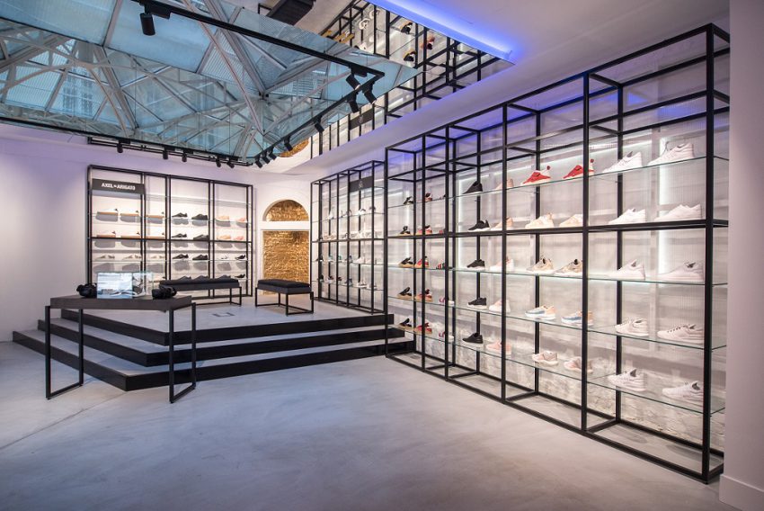 Sneakerrajongók figyelem! Megnyílt a bolt, amit tuti imádni fogsz!