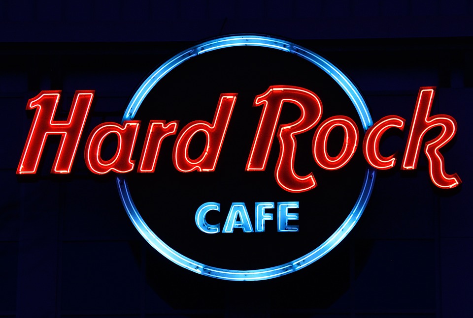 Nemzetközi hamburgerkreációk & a világ legmenőbb múzeuma Hard Rock Cafe