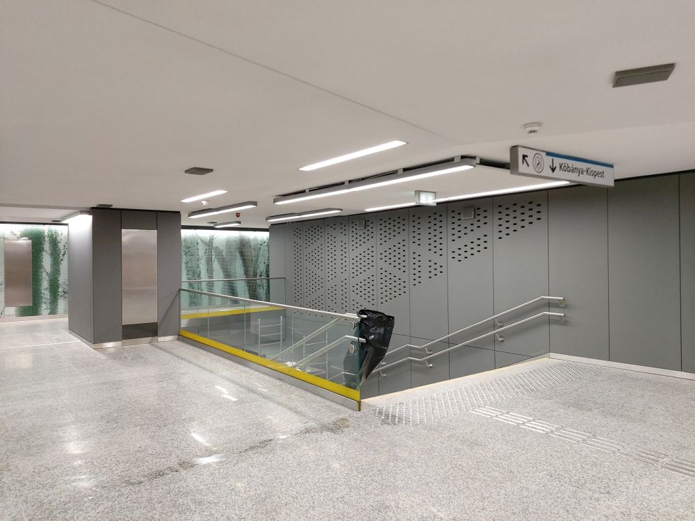 Kész a felújítás a déli szakaszon: így néznek ki a 3-as metró állomásai