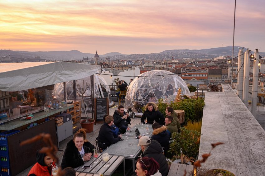Mikulás-napi programok Budapest 2021: Jótékonysági főzőverseny a tetőn