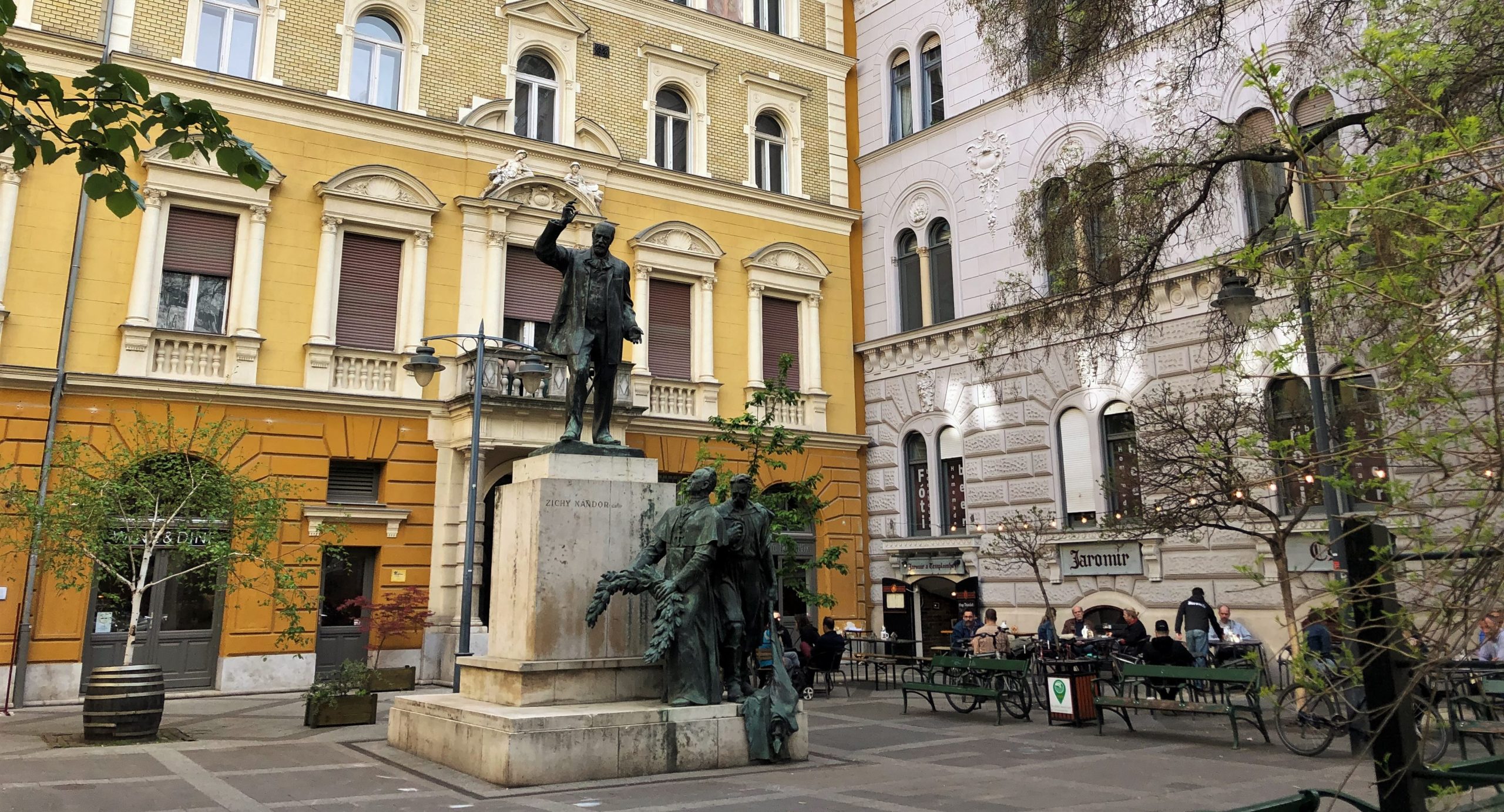 5 hangulatos városi tér, ami élhetőbbé teszi Budapest belvárosát