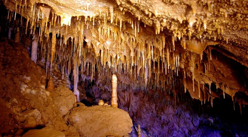 Látnivalók Balaton északi part: Csodabogyós-barlang, Balatonederics
