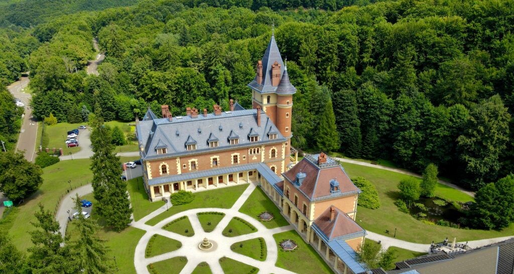 5 elbűvölő kastély Észak-Magyarországon, amit egyszer mindenkinek látnia kell