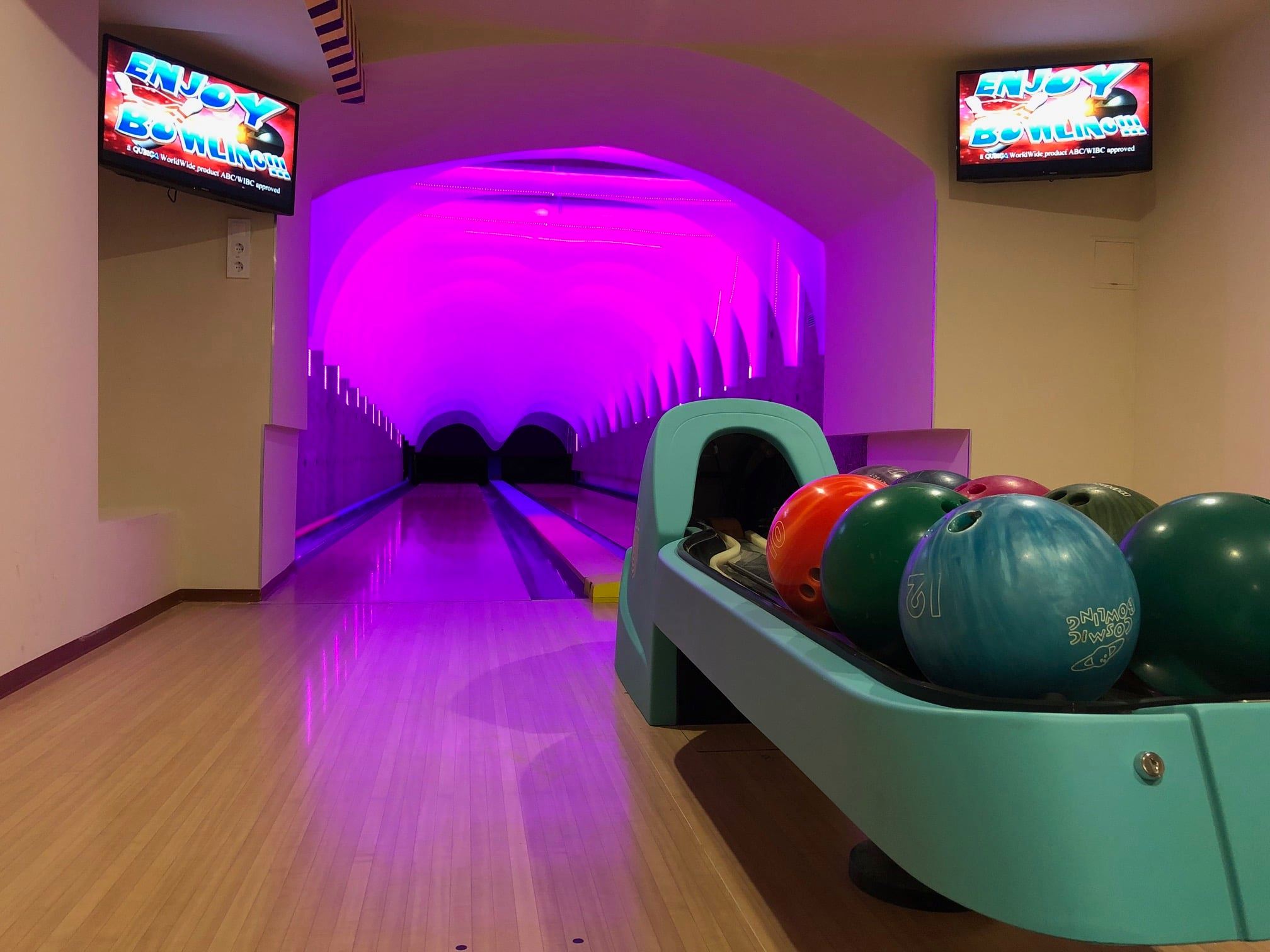 5 nagyszerű bowlingpálya Budapesten, ahol még szürke téli napokon is