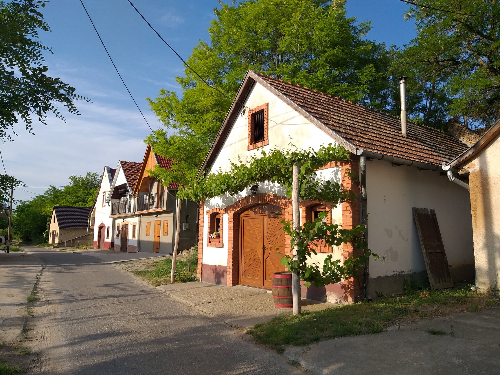 5 elbűvölő magyar falu, aminek takaros sváb házai idilli barangolásra invitálnak