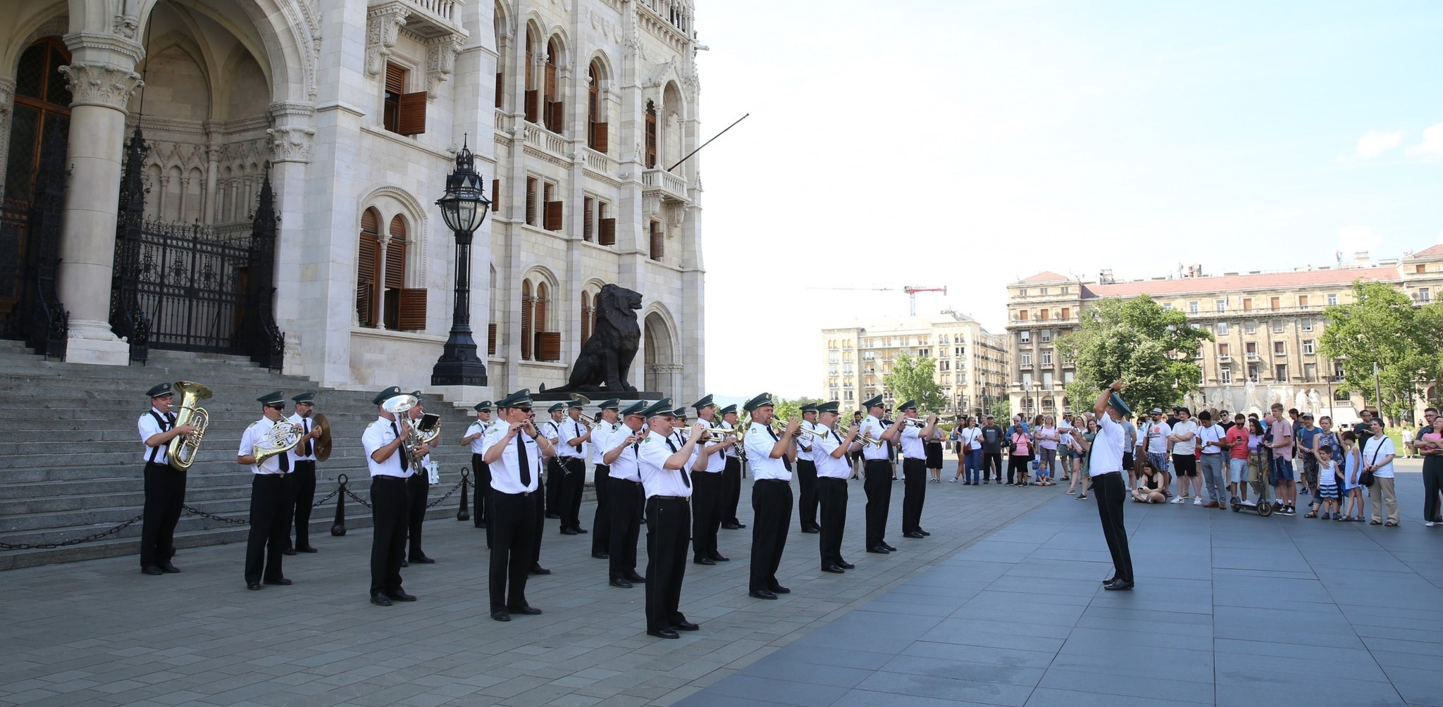 Ingyenes szabadtéri koncertek keltik életre a Kossuth teret idén nyáron