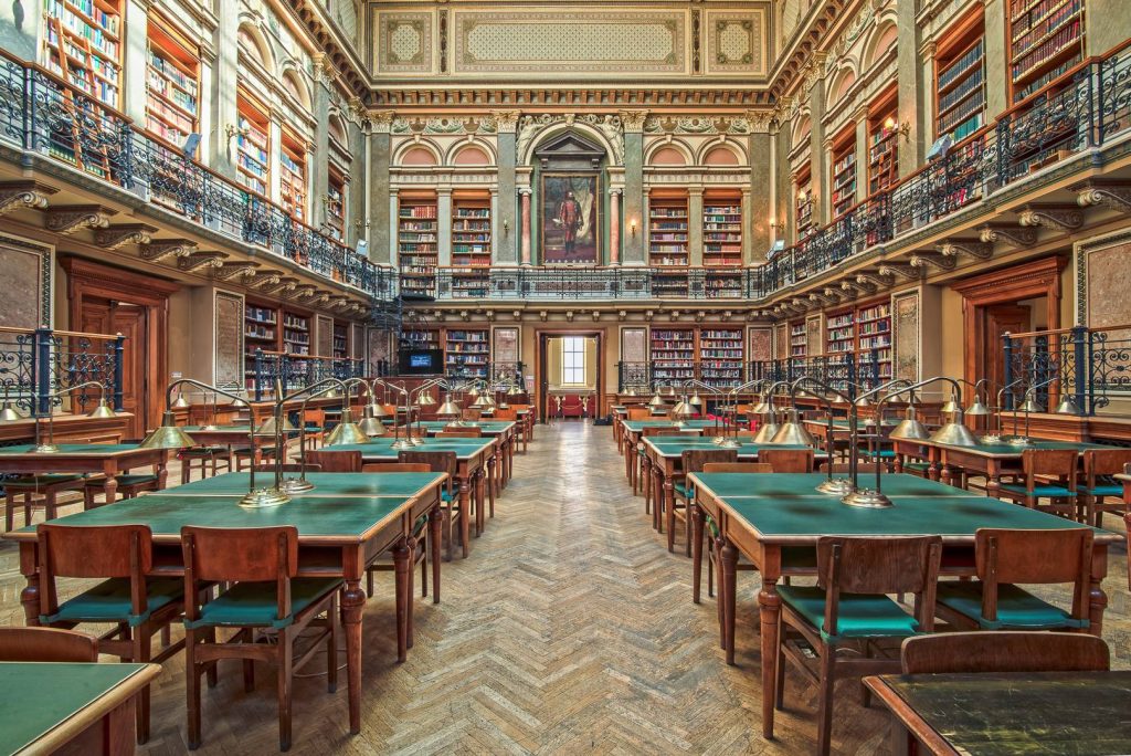6 hangulatos könyvtár és antikvárium, ahol igazi kincsekre lelhetsz idén ősszel