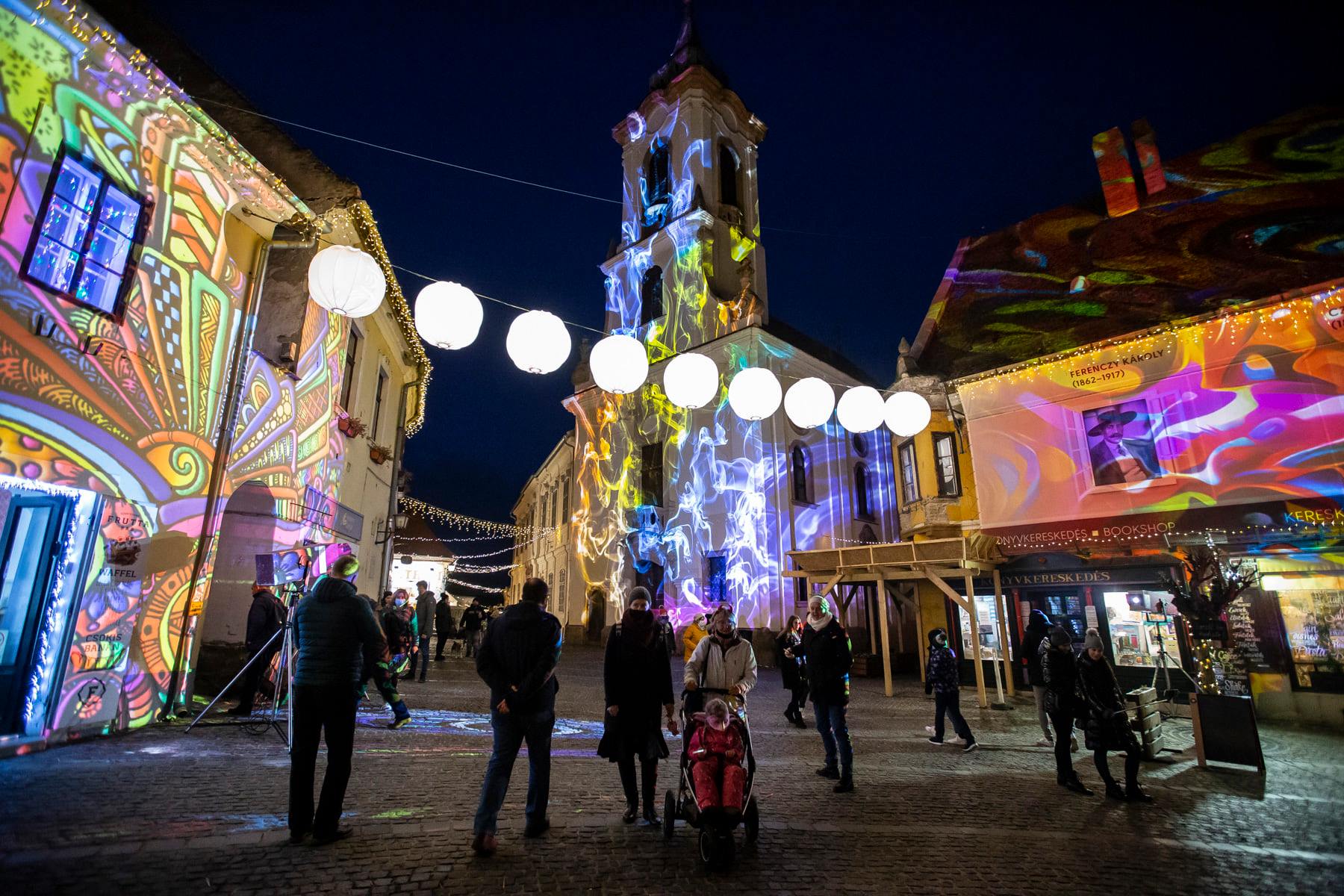 14 lenyűgöző ünnepi fényfestés országszerte, ami bearanyozza a decemberi estéket
