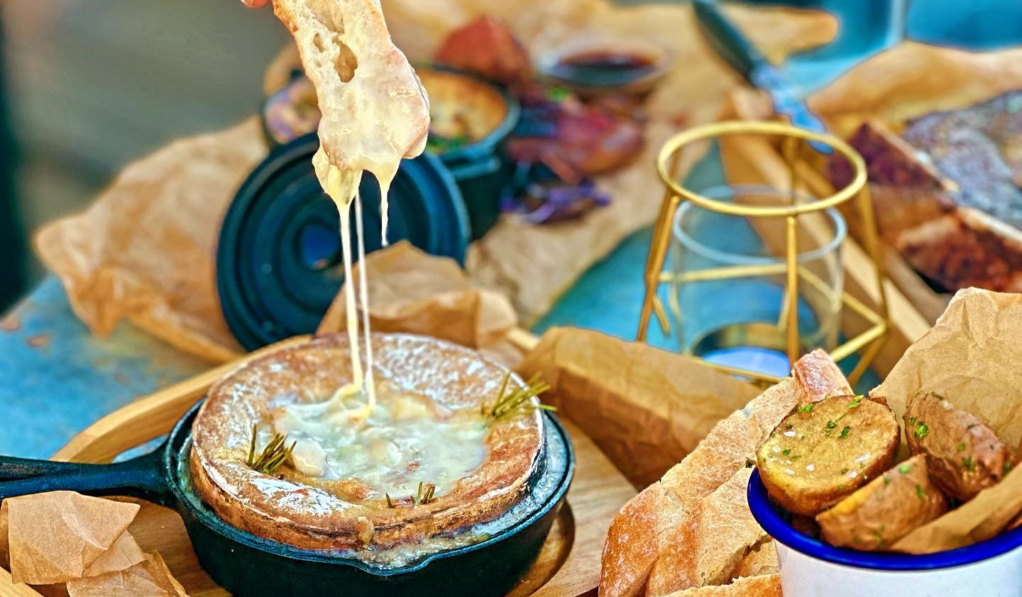 Raclette, fondue & sajt minden mennyiségben 6 hely Budapesten, amit