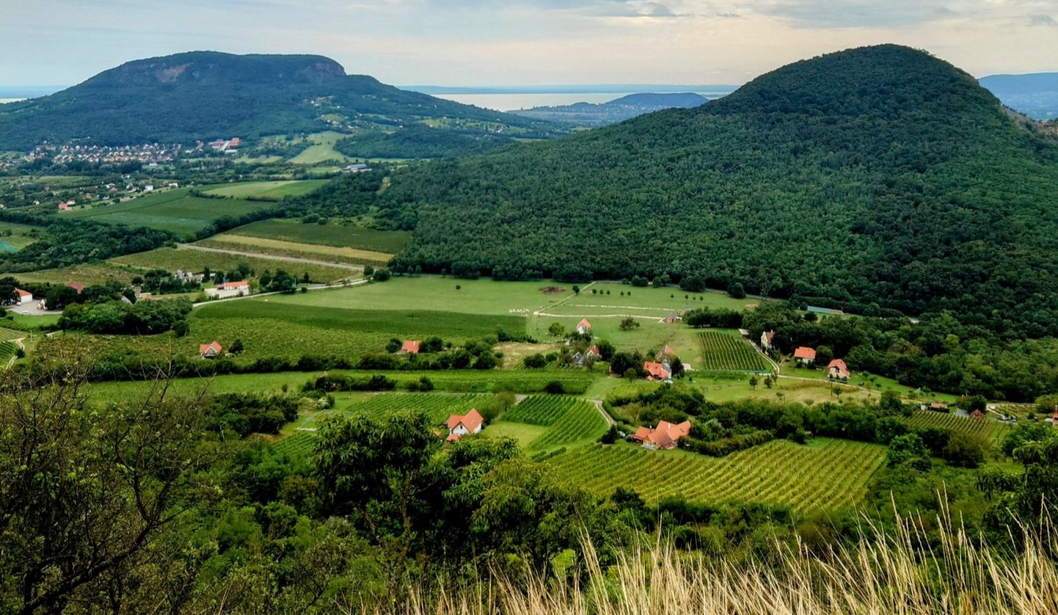 10 háborítatlan kilátópont a Balaton északi partján, ahol mesés panoráma vár