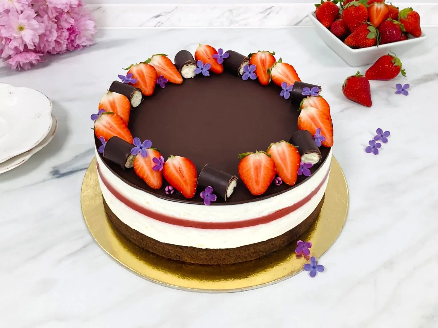5 zseniális epres süteményrecept, amit kár kihagyni az idei szezonban
