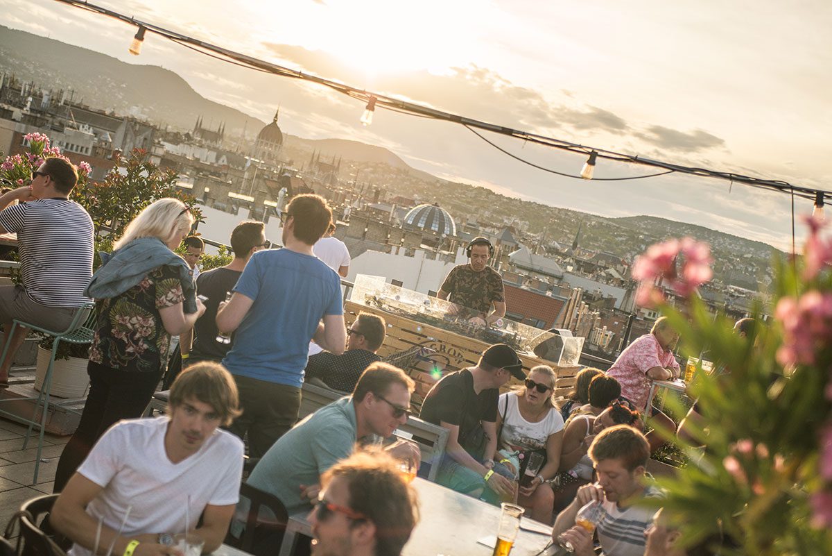 Budapest, skybar, naplemente