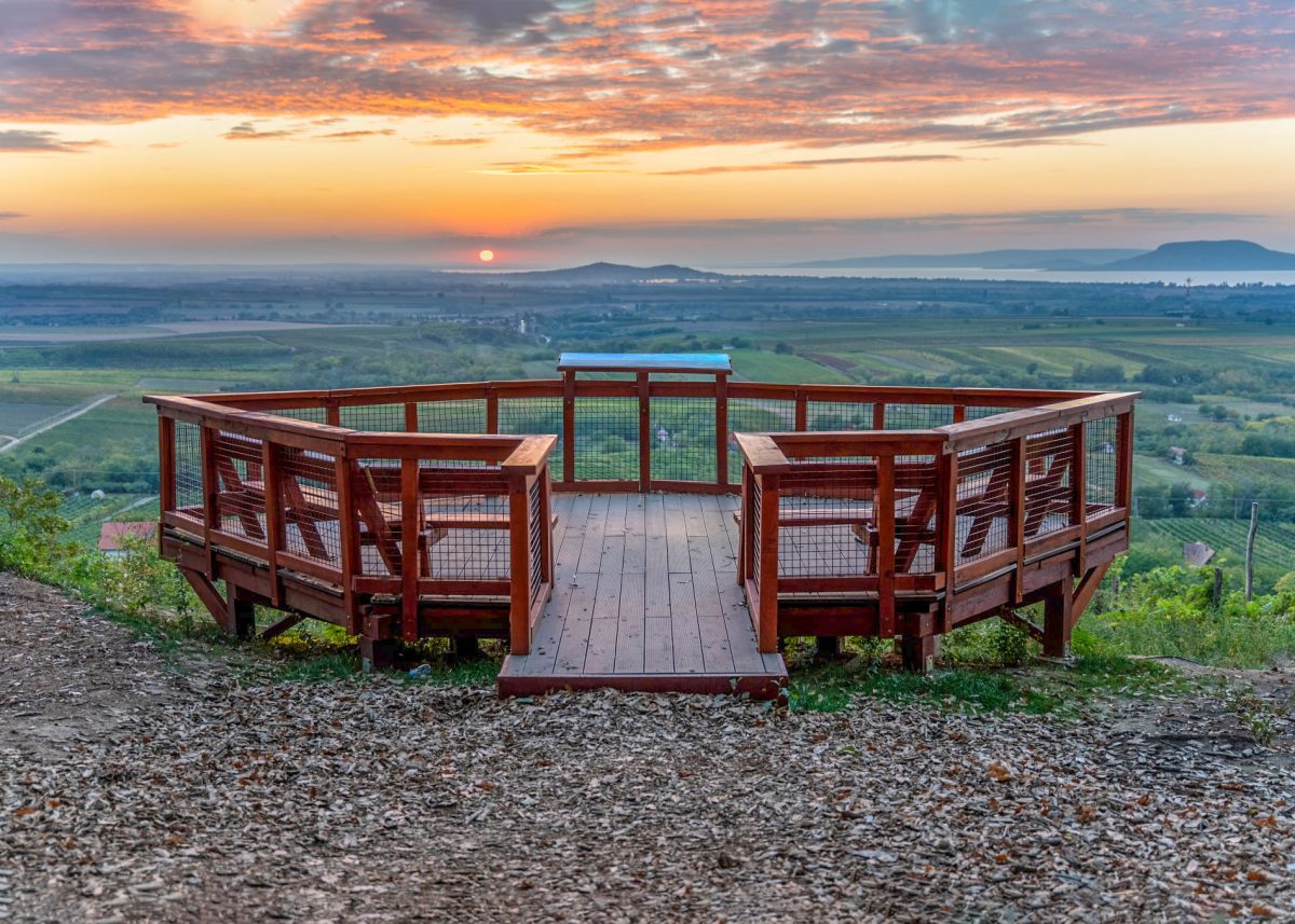 Balaton, Balatonlelle, kikapcsolódás, látnivalók