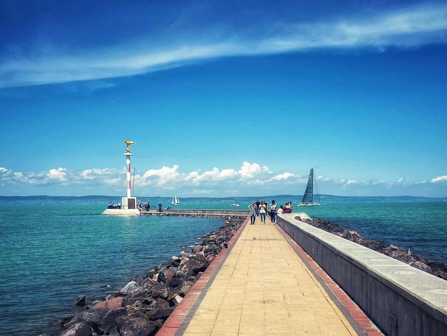 Ingyen fÃ¼rdÃ©s 2025 nyarÃ¡n: Szabadstrandok a Balaton Ã©szaki Ã©s dÃ©li partjÃ¡n