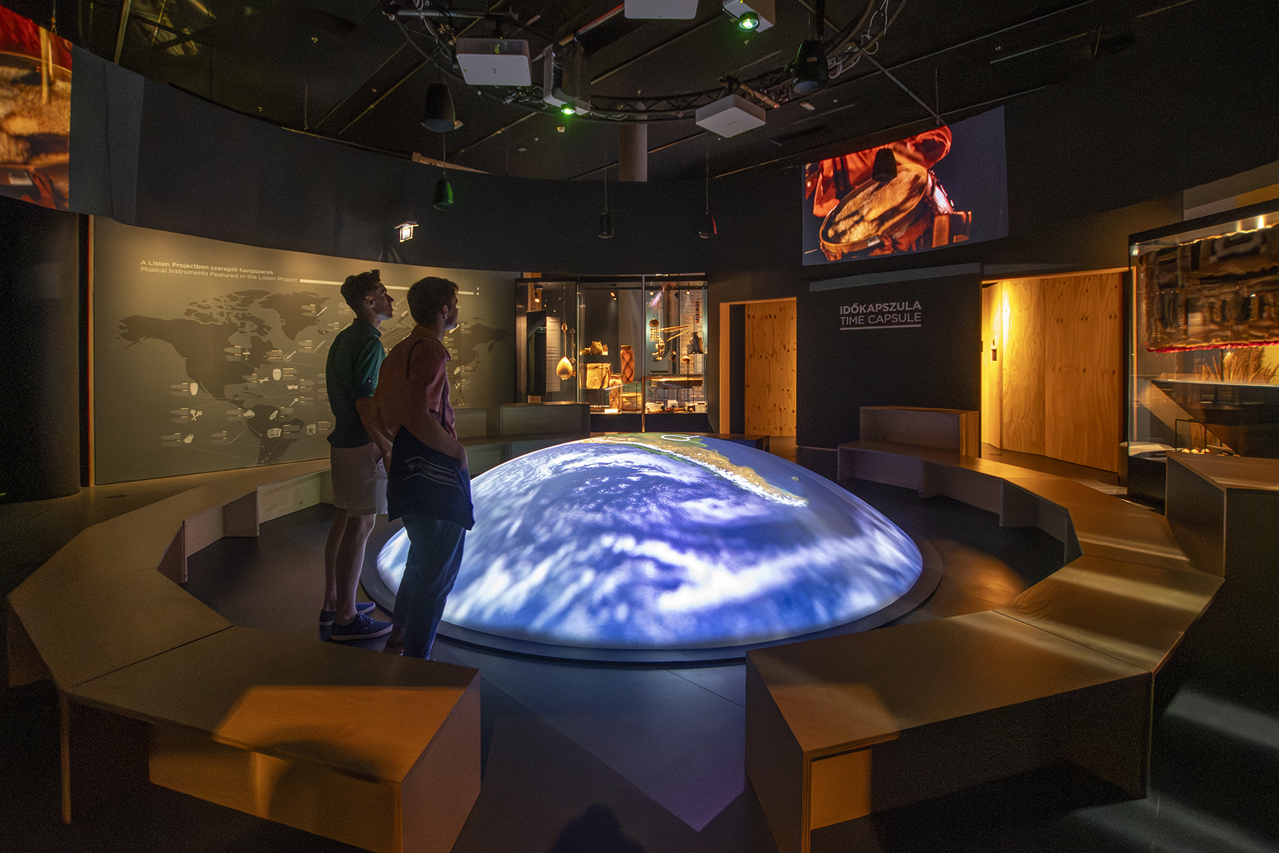 LÃ©legzetelÃ¡llÃ­tÃ³ zenei utazÃ¡ssal vÃ¡r a Magyar Zene HÃ¡za Ãºj kiÃ¡llÃ­tÃ¡sa