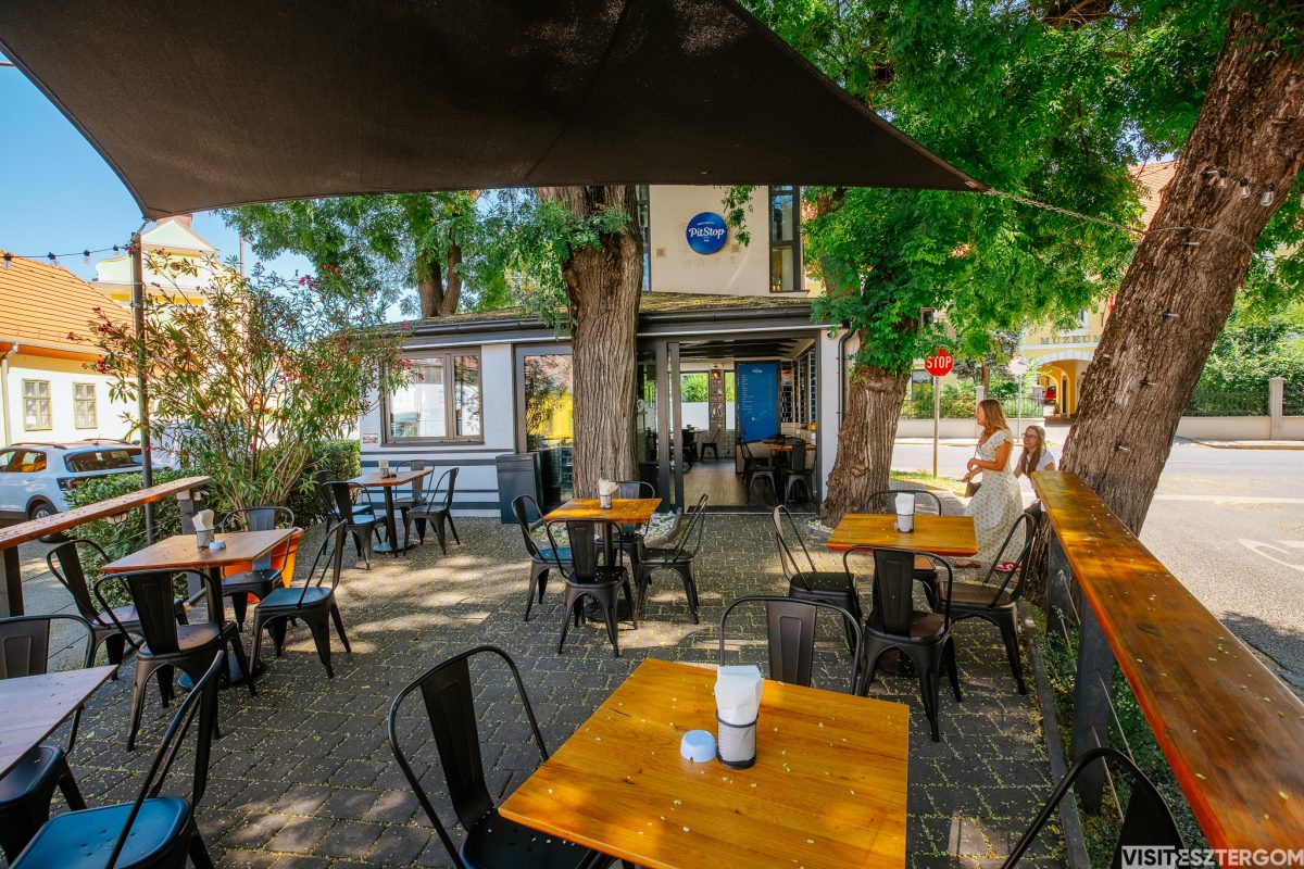 újdonságok, Dunakanyar, étterem, pizzéria, gasztronómia, nápolyi pizza, Esztergom