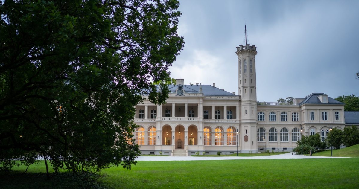 Füzérradvány kastély