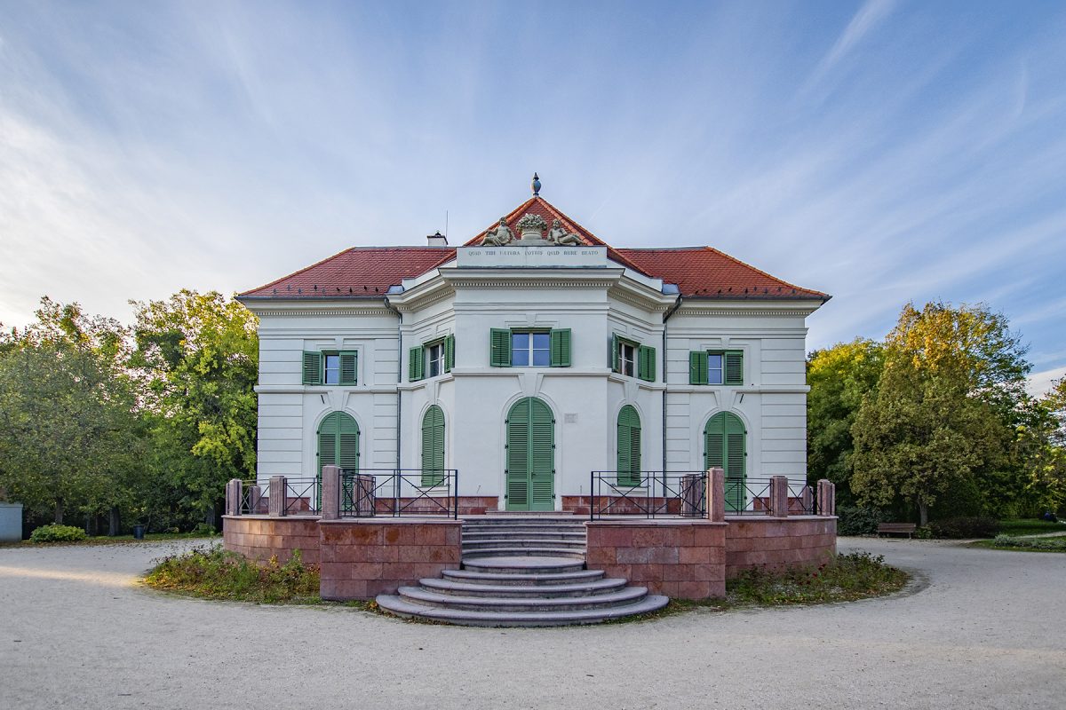 Tata, angolpark, kert, kirándulás, természet