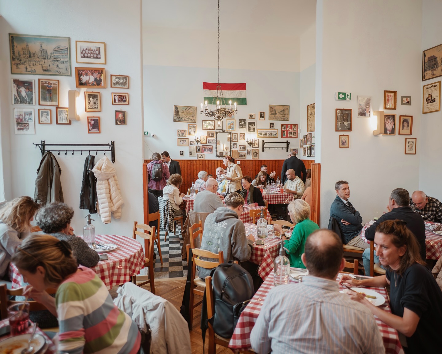 Classic Hungarian Flavors: Budapest’s Best Traditional Restaurants and Delicacies