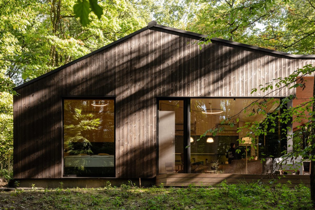 Hello Wood Resorts Monolith Lodge