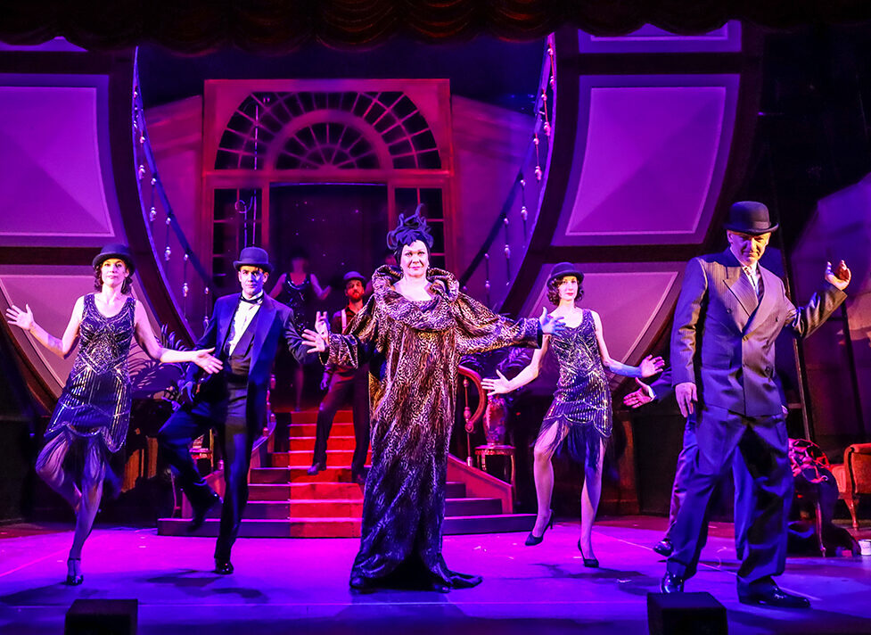 Centrál Színház Fekete Péter