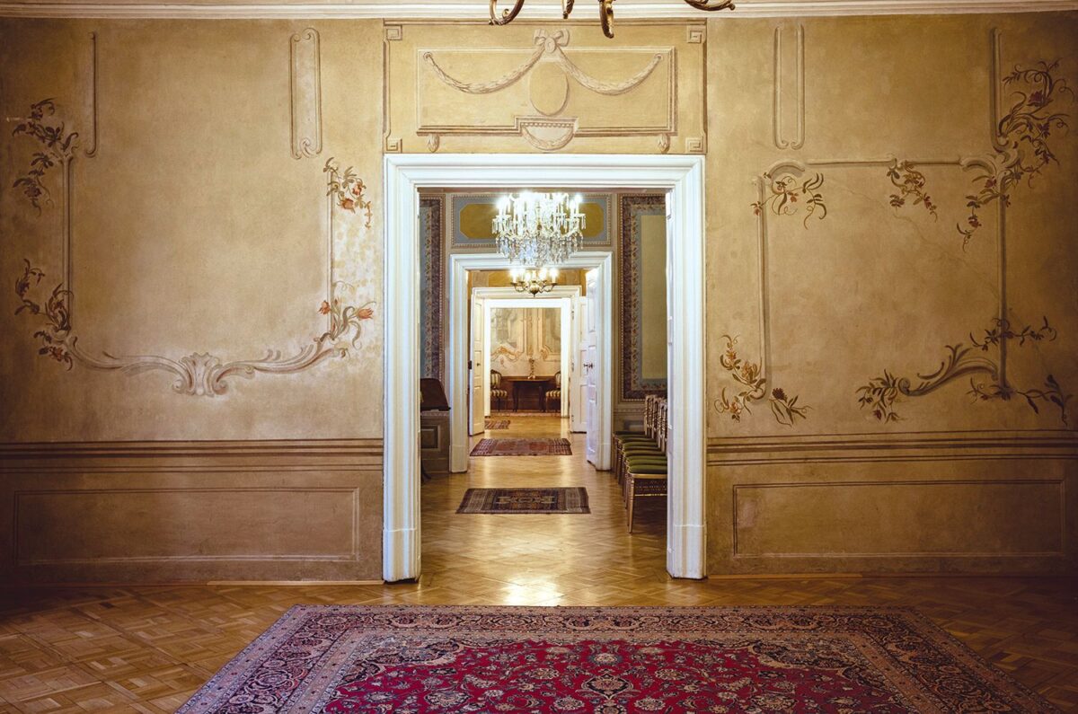 városnéző séta, vezetett séta, Budapest, épületbejárás, palota