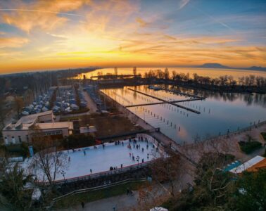jégpálya, korcsolyapálya, Balaton, tél, kikapcsolódás, december