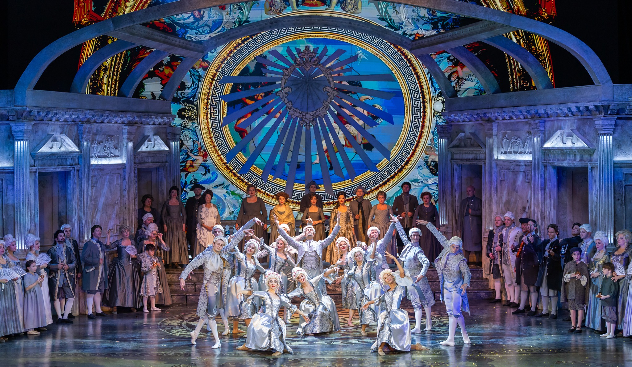 Elsöprő sikerrel debütáló nagyoperett pezsdíti fel a téli estéket a fővárosban
