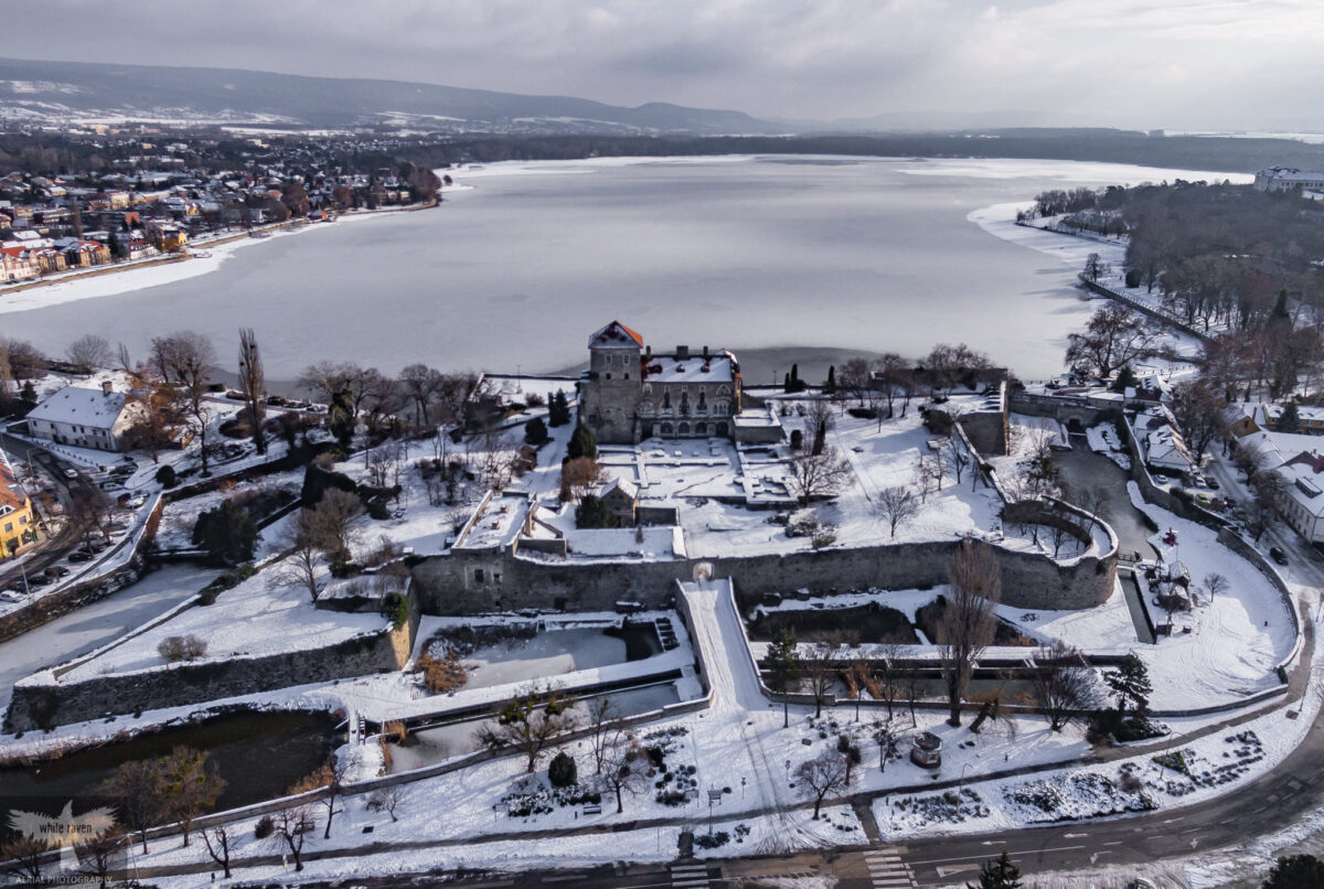 egynapos úti célok, város, kirándulás, tél, Budapest közelében