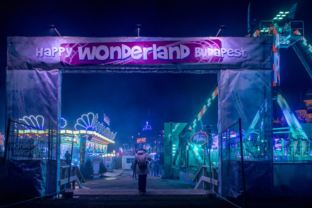 Happy Wonderland, adventi vidámpark