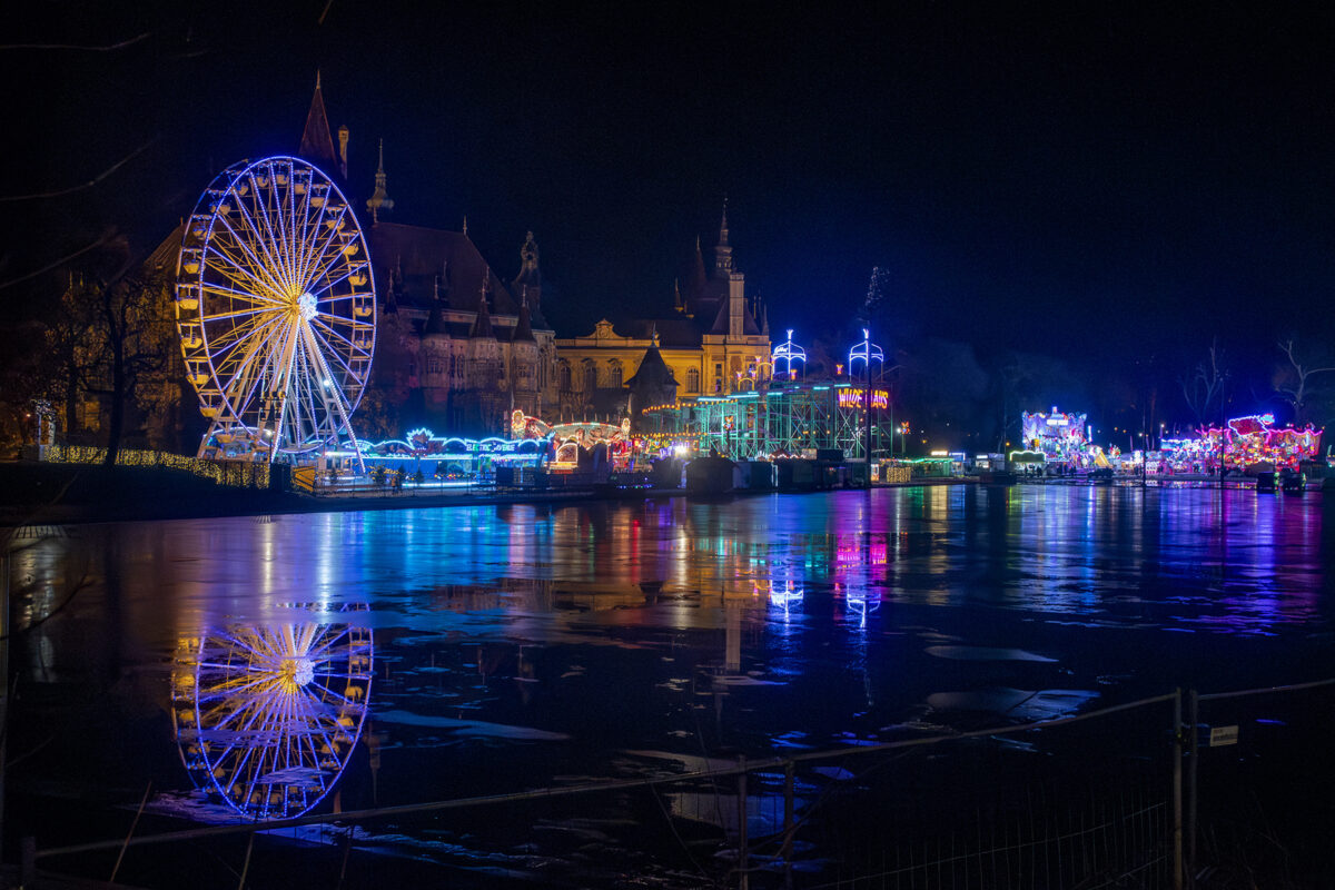 Happy Wonderland, adventi vidámpark