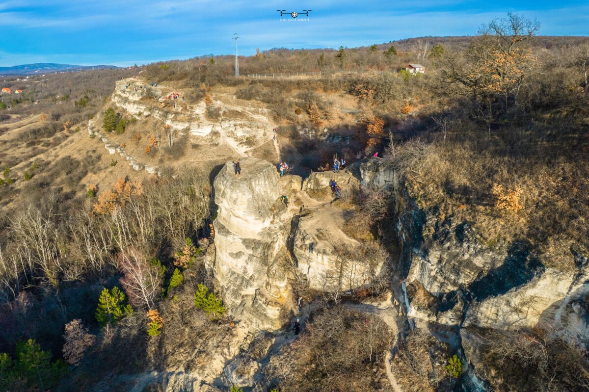 Biatorbágy, Nyakas-kő, Madárszirt, Százlépcső tanösvény, kirándulás, tél, természet