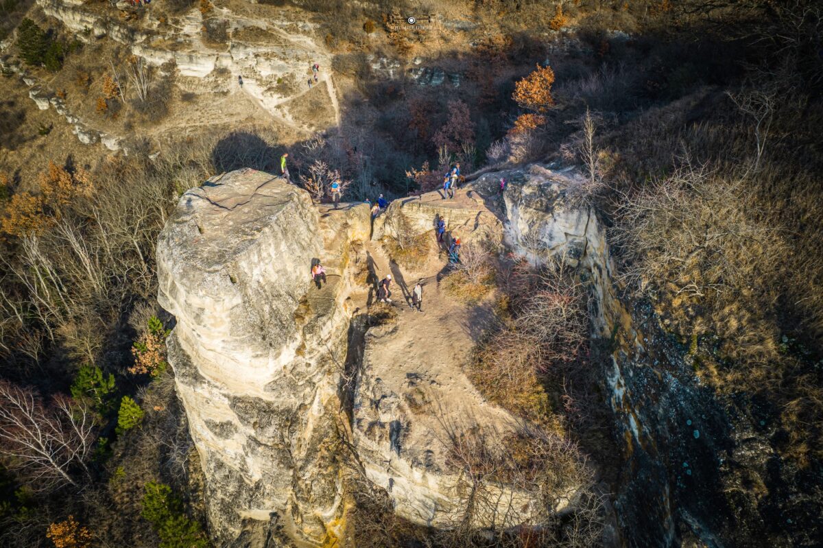 Biatorbágy, Nyakas-kő, Madárszirt, Százlépcső tanösvény, kirándulás, tél, természet