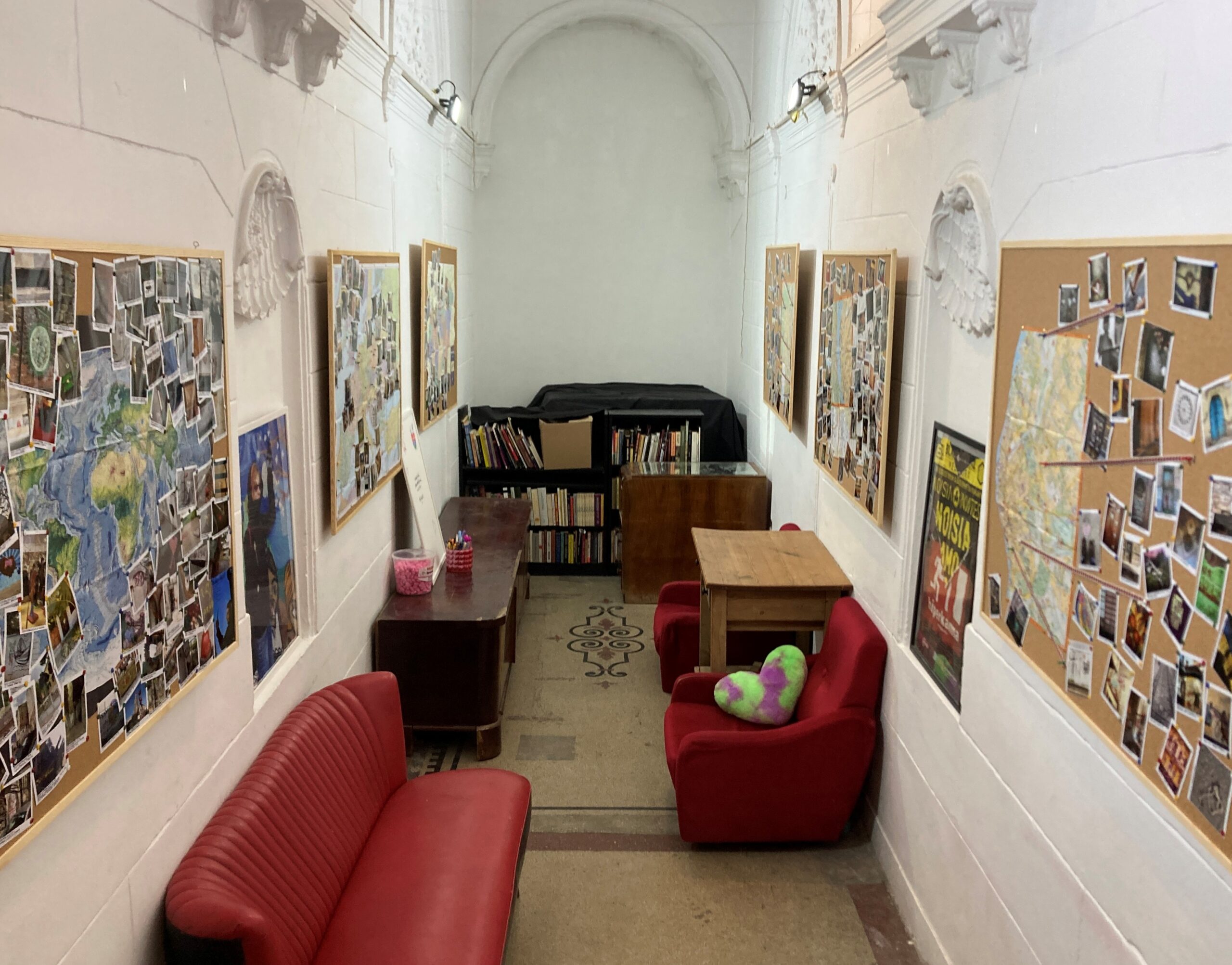 Budapest romantikus arcát tárja elénk egy ingyenes kiállítás Valentin-nap alkalmából