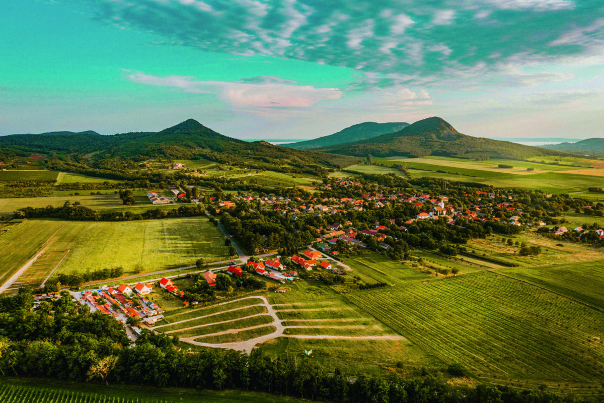 Káli-medence, Balaton