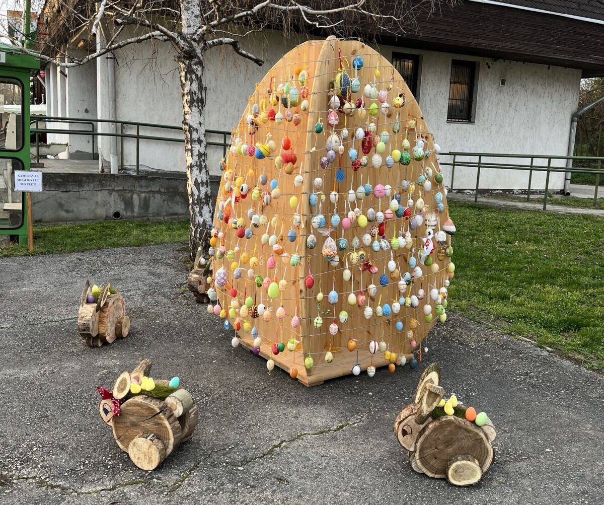 Balatonfűzfői Tojásfa húsvét