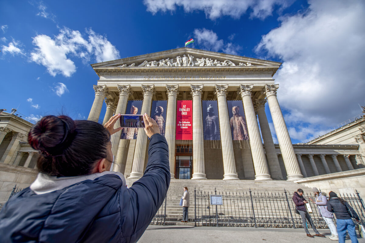 Az öröklét őrei - az első kínai császár agyagkatonái Szépművészeti Múzeum
