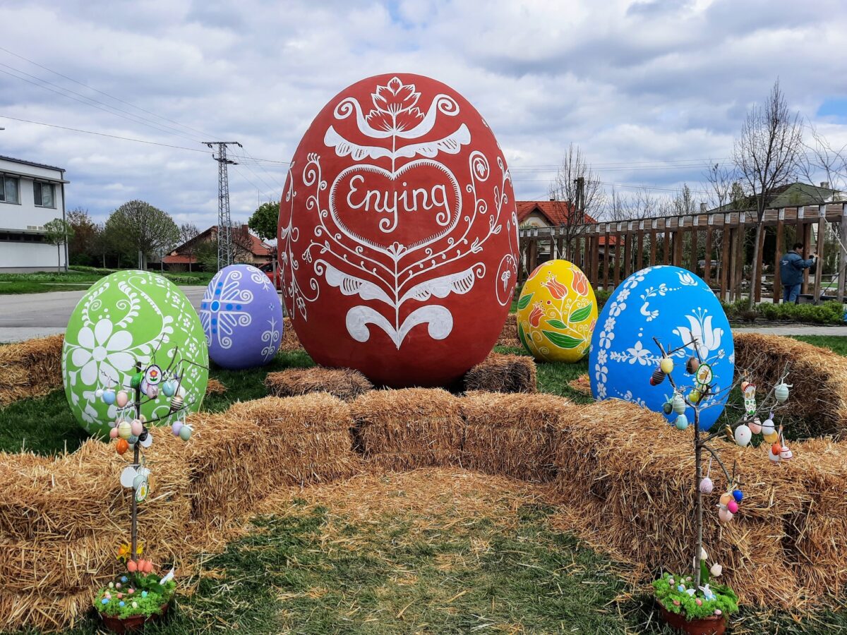 Enying az ország legnagyobb húsvéti tojása