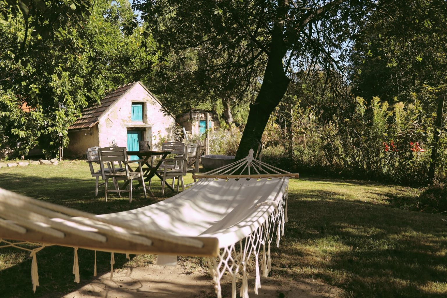 Mesebeli vendégház idézi meg a falusi idill nyugalmát a Káli-medence szívében