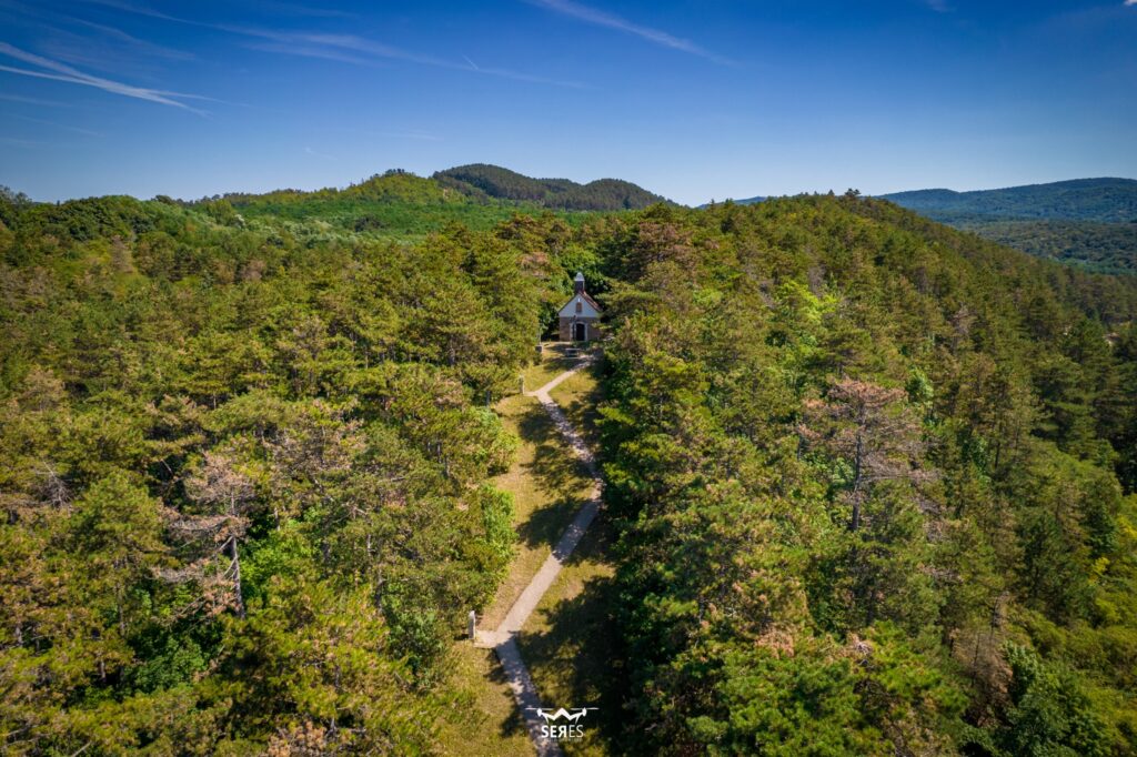 Kálvária-domb, kálvária, Jézus szenvedése, stációk, Piliscsaba