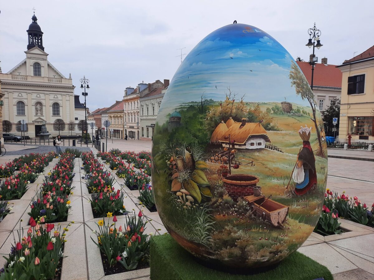 Pécs Óriás Tojás húsvét