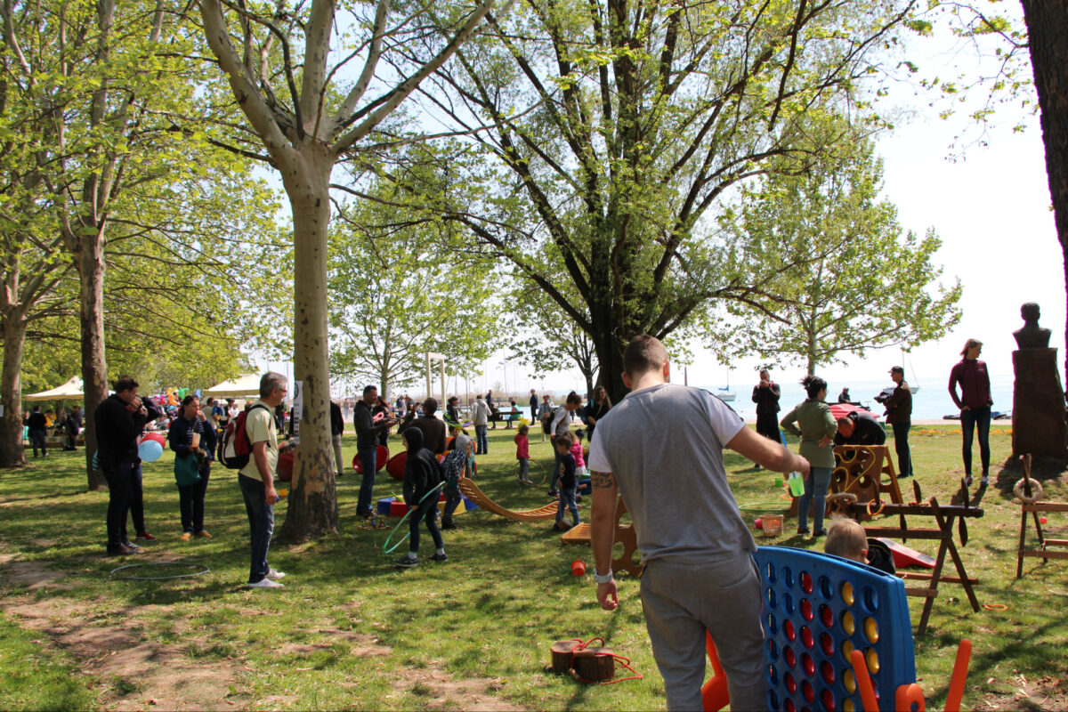 Balatonalmádi majális