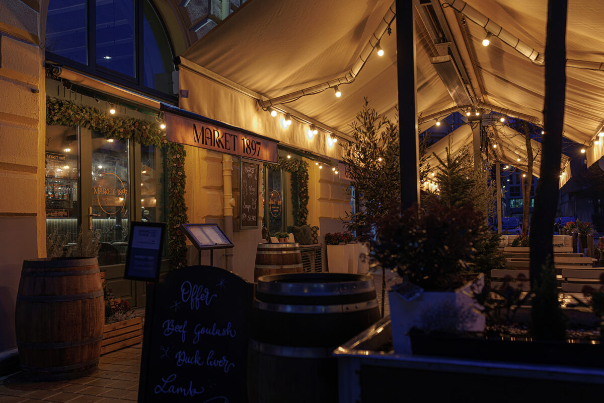 Market 1897 by Borbíróság