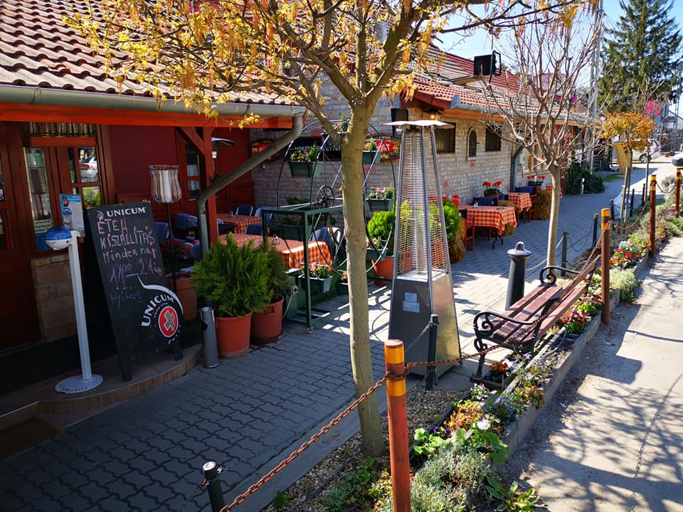 Nosztalgia Étterem Kistarcsa