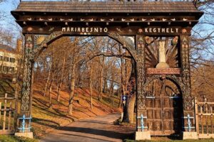 Máriabesnyői Nagyboldogasszony Bazilika és Kegyhely