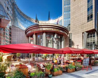 restaurants with terrace in Budapest ÉS Bisztró