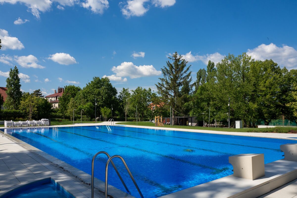Sas Gardens, strand Budapesten