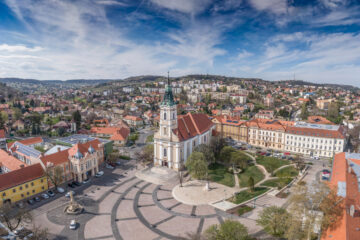 Szekszárd látnivaló Béla király tér