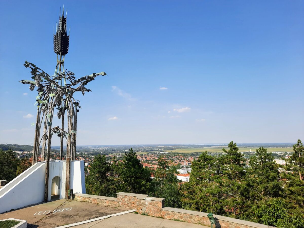 Szőlő-kilátó Szekszárd látnivaló kirándulás