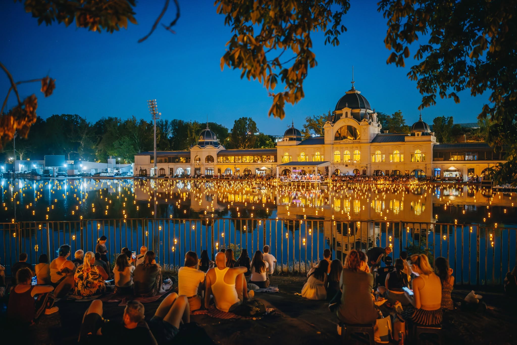 5 holdfényben fürdő éjszakai program Budapesten, amit kár lenne kihagyni ezen a nyáron
